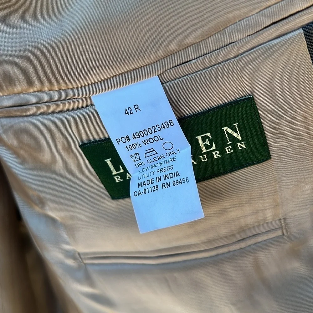 Lauren Ralph Lauren Men’s 42R 100% Wool Blazer. Sports Coat Like New Warm Gray.